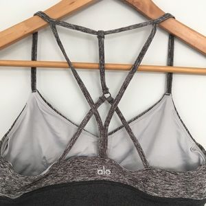 ALO YOGA L Sports Bra